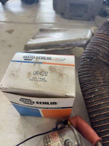 Large Group of Assorted Airplane Parts