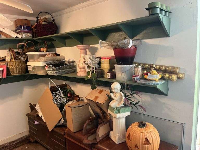 Contents of Wall trunks not included