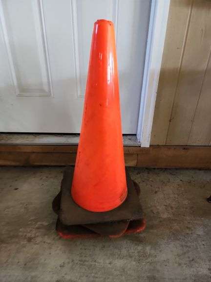 4 Road Cones image