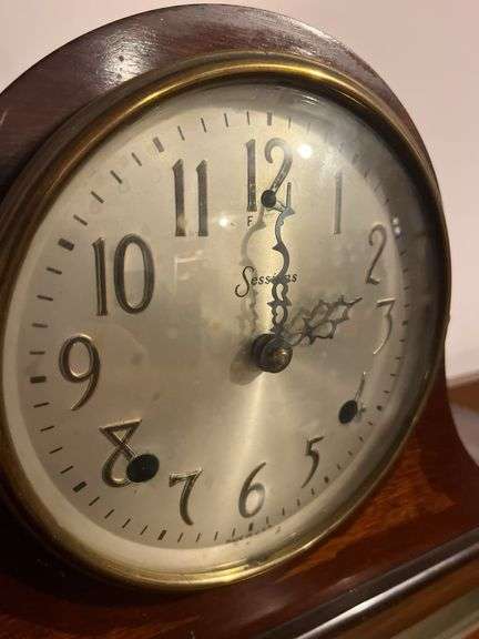 Mantle Clock