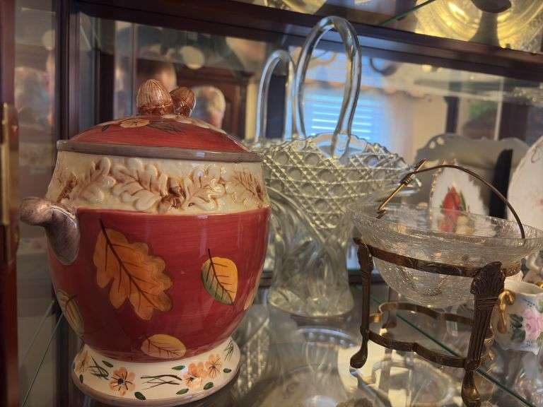 Contents of 1 Shelf - Serving Platters, Water Glasses, Vases, Misc