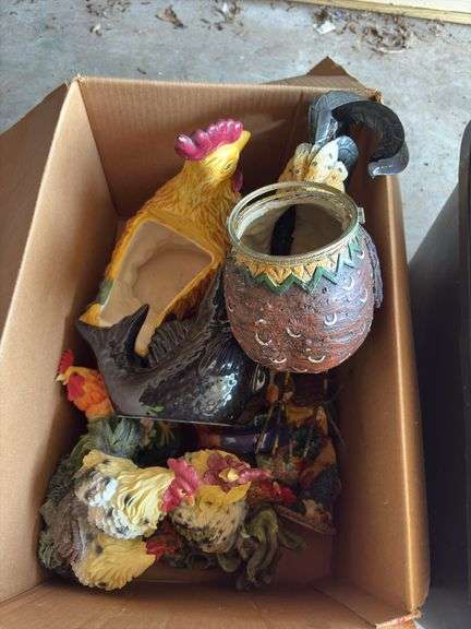 Rooster Decor and Assorted Household