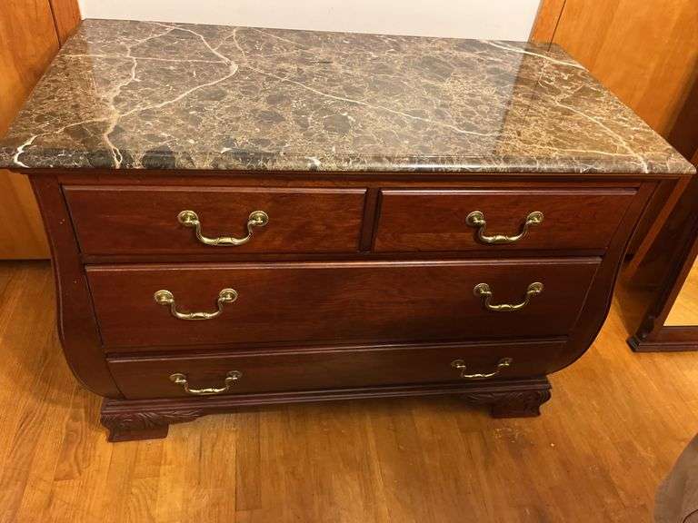 Marble top Dresser 44”xx31”x22”