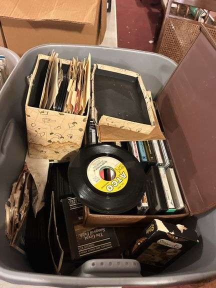 Records 45’s 38’s Cassette Tapes 8 Tracks
