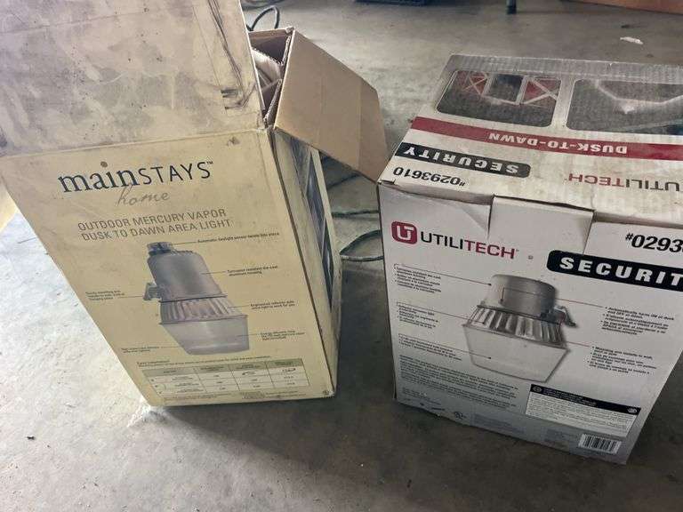 2 Security Lights