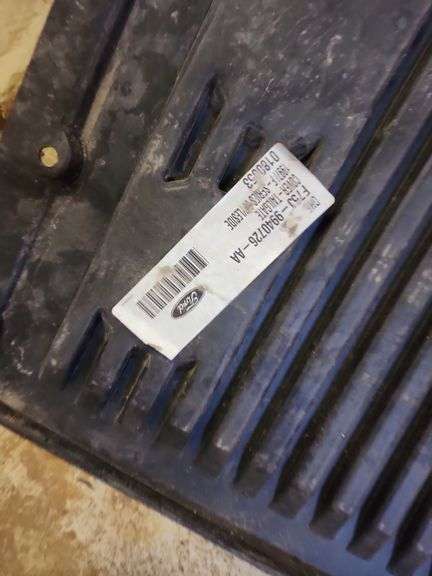 Ford Bedliner 6ft and 3 Lawn Chairs