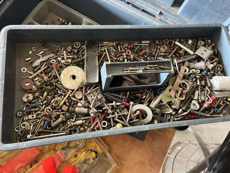 Shopwares fasteners straps jumper cables