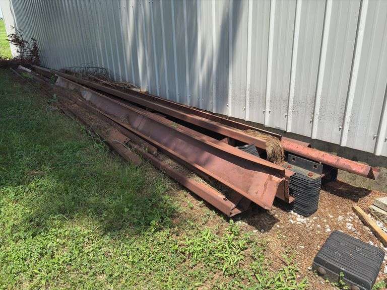 Assorted Scrap Metal - longest one is 25’ image