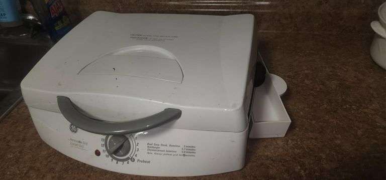GE Contact Grill with Removable Plate
