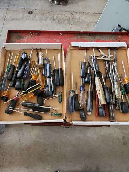 2 Flats of Assorted Screwdrivers image