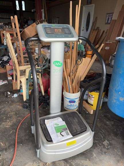 Zaaz Whole Body Vibration Machine image