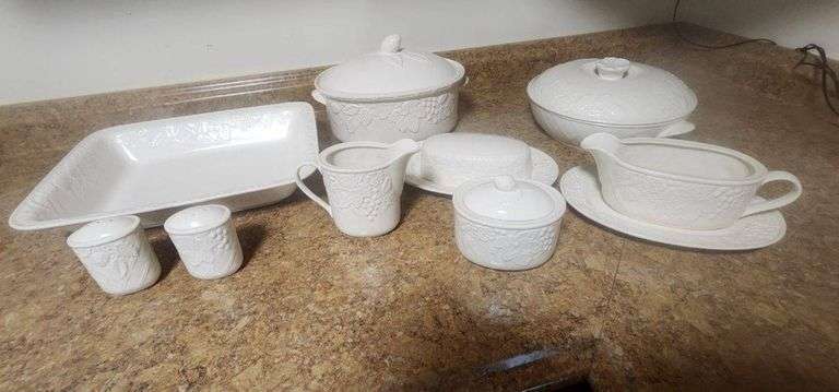 Mikasa Countryside Dishwater Set image