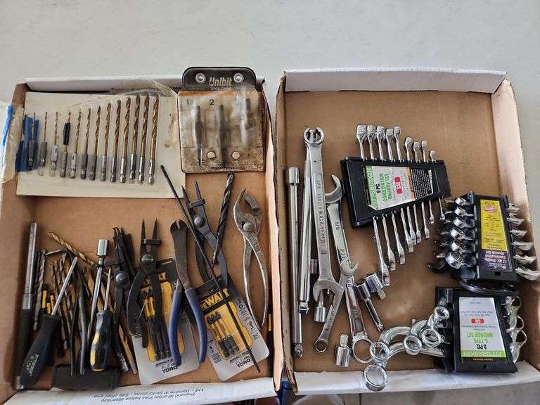 2 Flats Assorted Wrenches, Drill Bits, O-Ring image