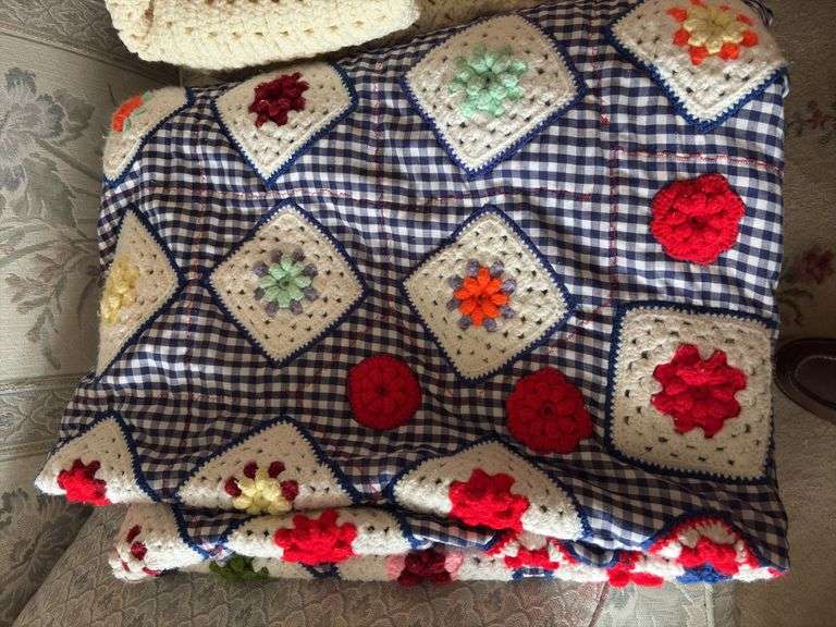 Group of Quilts & Throws