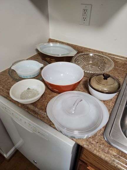 Assorted Servingware image