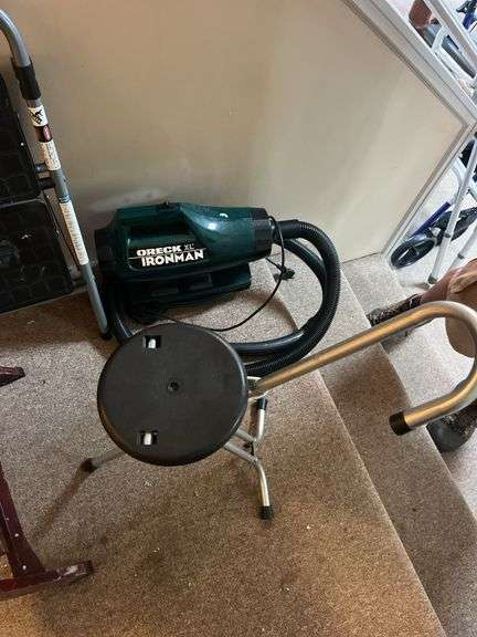 Stools and Vacuum