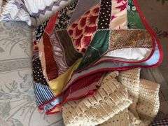Group of Quilts & Throws