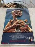 E.T Movie Insert