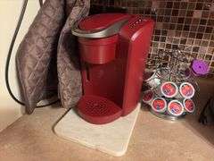 Keurig Machine with Cup Stand