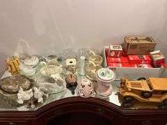 Wooden Car Figurines Candle Holders Mini lights ect