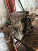 Table Vise size unknown buyer must remove