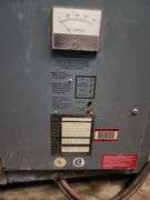 Hobart 36 Volt Battery Charger - unsure of operation - see description