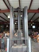 Prime Mover RR30B Electric Fork Lift - 9,479hrs - 3k LB Capacity - SN RR30B170287 - batteries take days to charge with current charger, buyer is advised to bring a trailer with a winch- machine weighs 7,500lbs