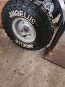 2 Wheel Pneumatic Wheel Dolly