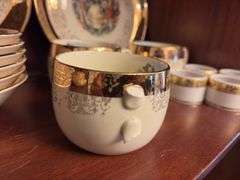 Crest-O-Gold 22K Dish Set