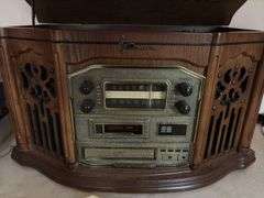 Emerson Record/CD/Radio Player