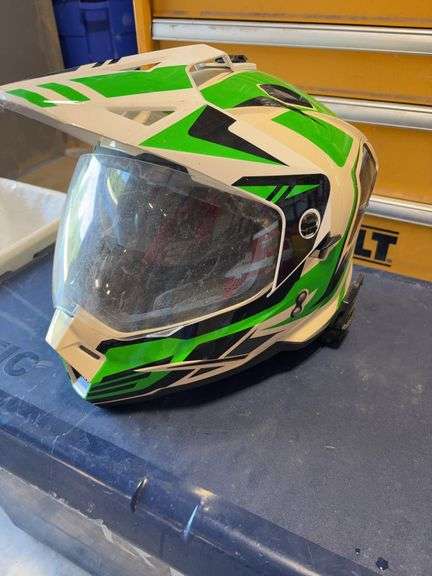 Dirt Bike Helmet with Bluetooth visor is missing fastener image