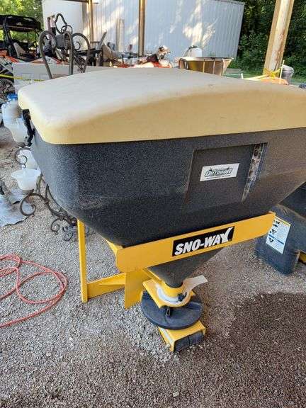 Sno-Way Receiver Hitch Salt Spreader 9cuft image