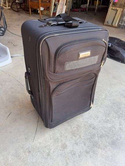 Sonoma Rolling Luggage - check size image