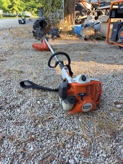 Stihl FS56RC Straight Shaft String Trimmer image