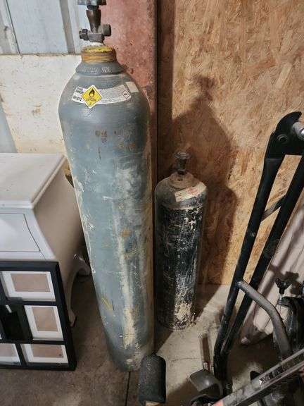 2 Cutting Torch Cylinders (no torch) image