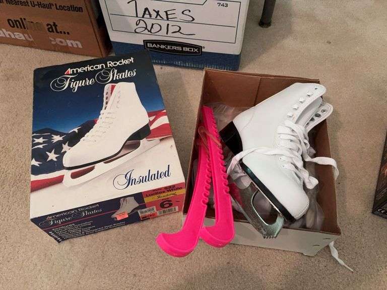 American Rocket Figure Skates - Size 6 image