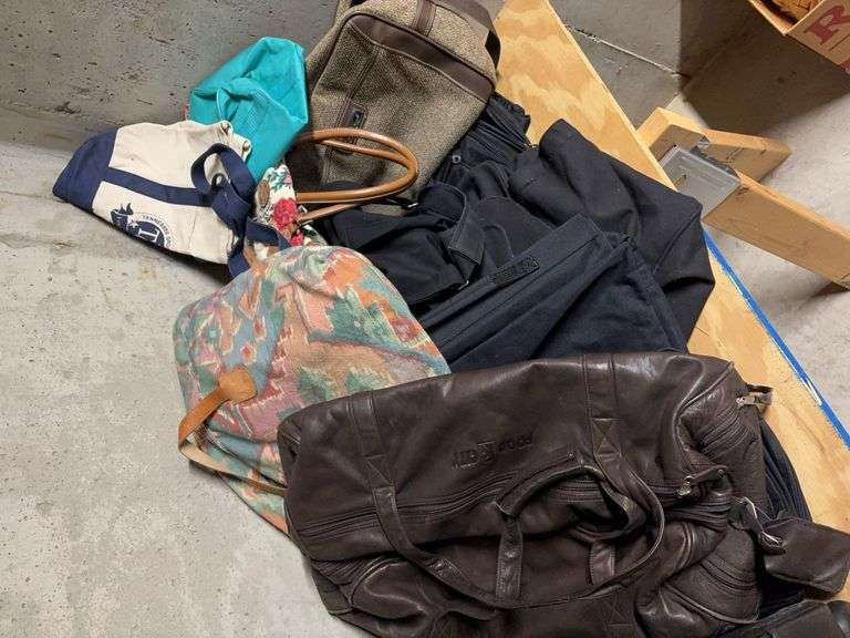 Assorted Hand and Duffle Bags image
