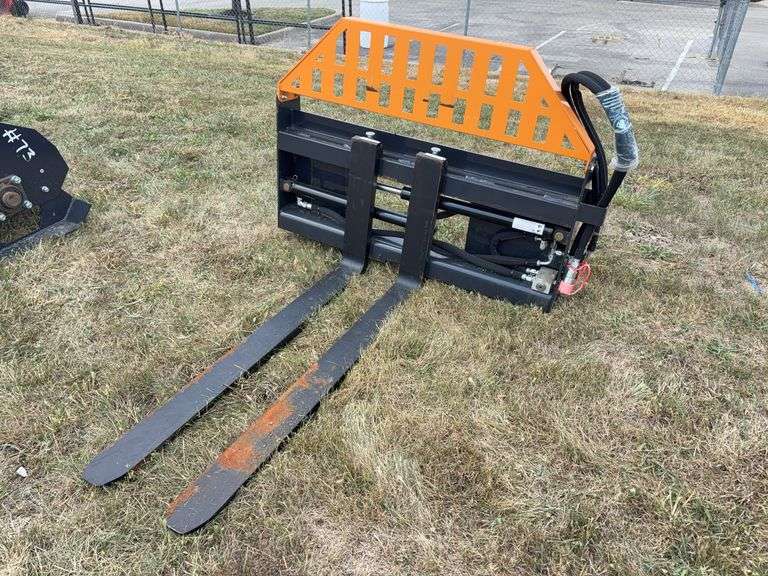 2025 Hydraulic  Skid Steer Forks - adjustment knob damaged - see pics image