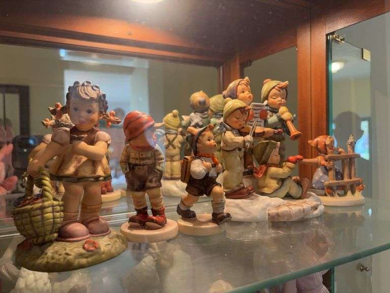 Goebel Porcelain Figurines image