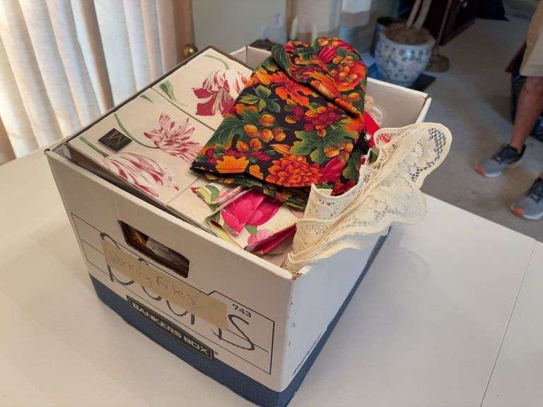 Assorted  Placemats, Napkins, Misc image