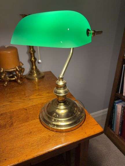 Bankers Table Lamp image