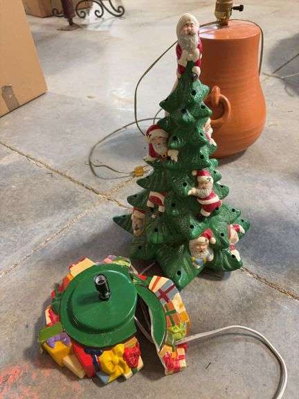 Ceramic Christmas Tree - base is broken image