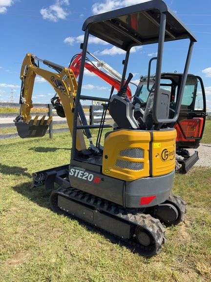 2025 CFG STE20SR Mini Excavator - SN STE20SR25L0525013 - diesel image