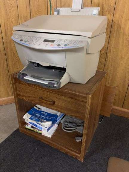 Office Jet G85xi Printer and Table image