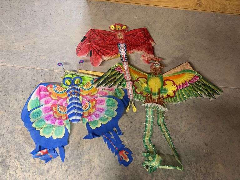 Chinese Paper Kite image