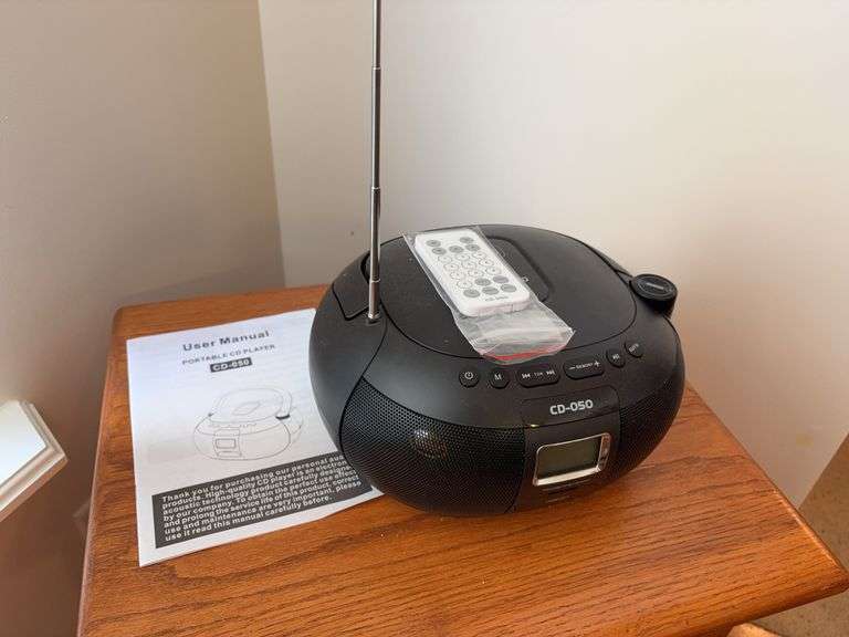 Portable CD player image