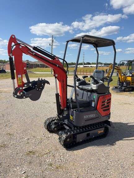 2025 MX15RX Mini Excavator - SN MX15RX2025X000775 image