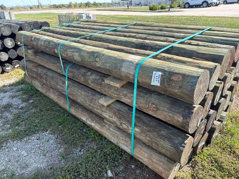 6x8 Fence Post Bundle 28 Count image