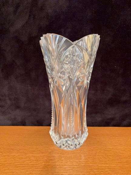 12” Crystal Flower Vase image