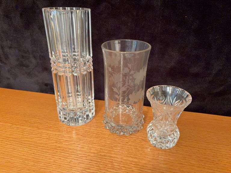 3 Glass Flower Vases image